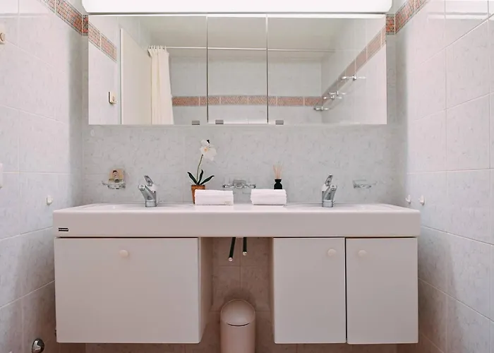 Ruga Vacation Rental 2 In Ascona Apartment